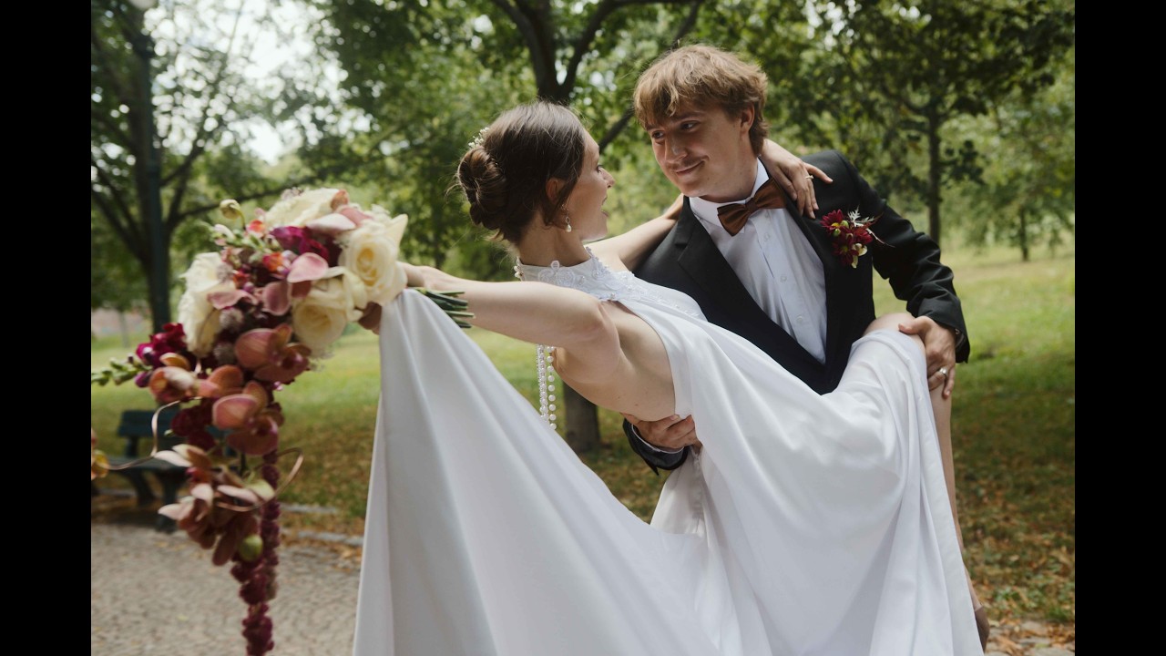 MODELS & DANCERS: @nelapetrova & @lukas__kucera
VENUE: @klaster_brevnov
CATERING: @in_catering_cz
DECORATIONS: @gabriela_hladikova_floradesign
FLORALS: @storge_velkoobchodkvetin
DRESSES: @a_la_perle / @ferovky
MAKE-UP ARTIST: @jirinkavlkova / @poupatcino
EVENT ORGANISER: @shaping_the_unseen

#wedding #monastery #garden #weddingdress #couple #Praha #Brevnovsky #Klaster #svatebnivideo