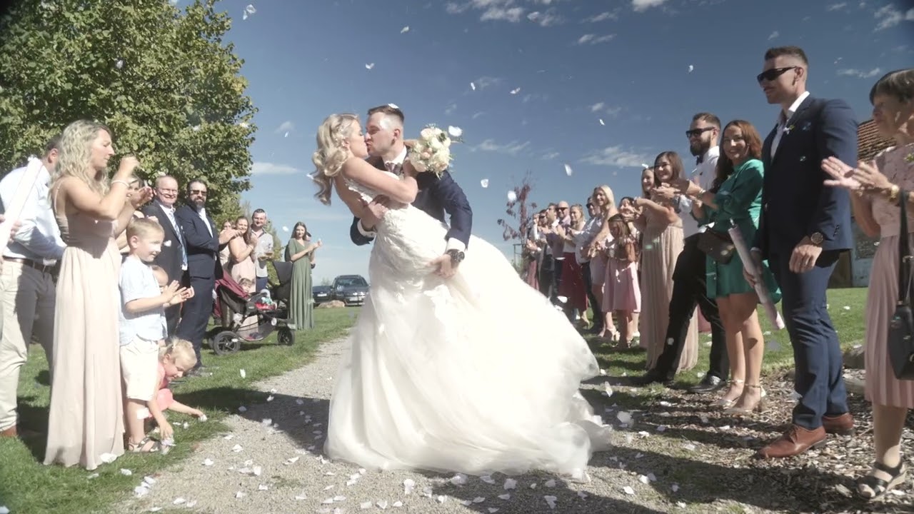 MODELS & DANCERS: @nelapetrova & @lukas__kucera
VENUE: @klaster_brevnov
CATERING: @in_catering_cz
DECORATIONS: @gabriela_hladikova_floradesign
FLORALS: @storge_velkoobchodkvetin
DRESSES: @a_la_perle / @ferovky
MAKE-UP ARTIST: @jirinkavlkova / @poupatcino
EVENT ORGANISER: @shaping_the_unseen

#wedding #monastery #garden #weddingdress #couple #Praha #Brevnovsky #Klaster #svatebnivideo